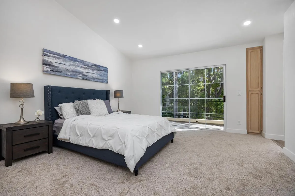 5125 Renaissance Avenue, Unit B San Diego, CA 92122 - Photo 21 of 45