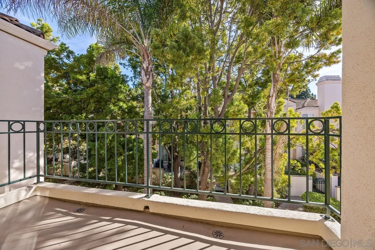 5125 Renaissance Avenue, Unit B San Diego, CA 92122 - Photo 23 of 45