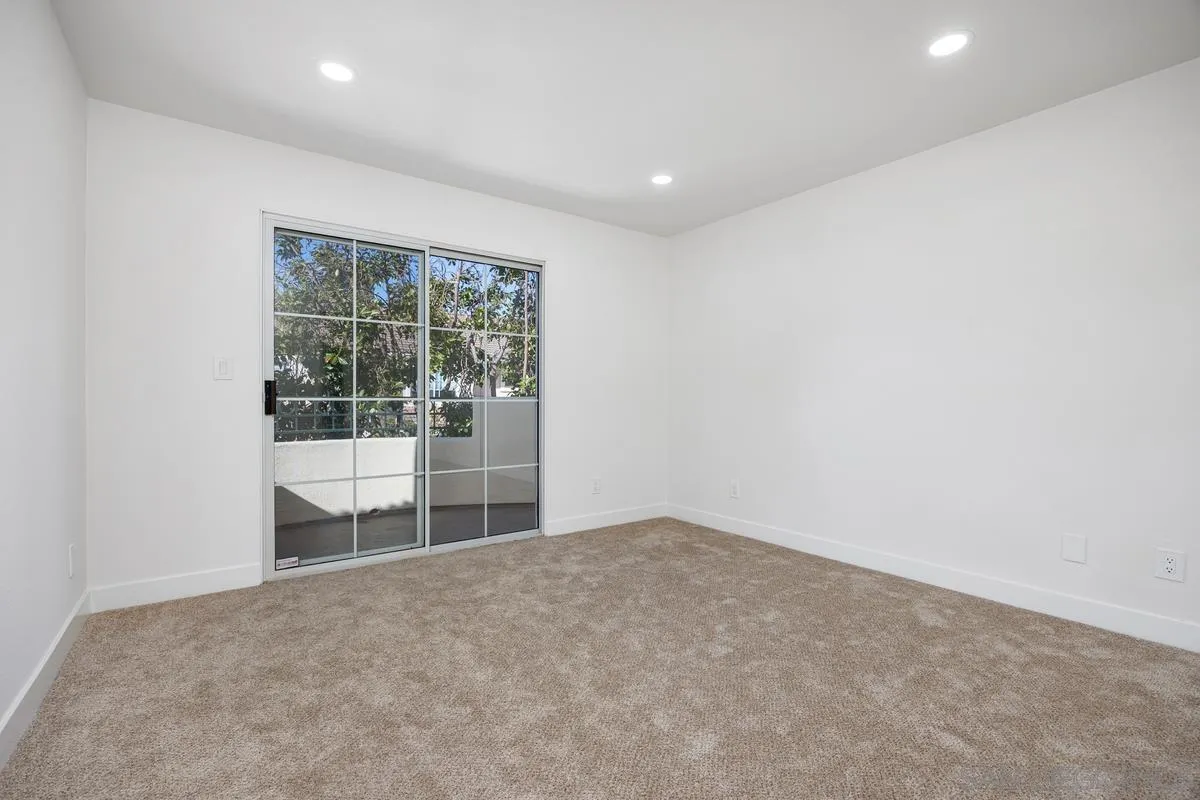 5125 Renaissance Avenue, Unit B San Diego, CA 92122 - Photo 27 of 45
