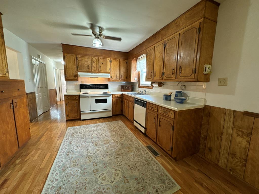 19375 Astor Road Abingdon, VA 24210 - Photo 4 of 27 Gallery Image 4
