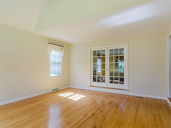 479 Hudson Road Sudbury, MA 01776 - Photo 13 of 25 Gallery Image 13