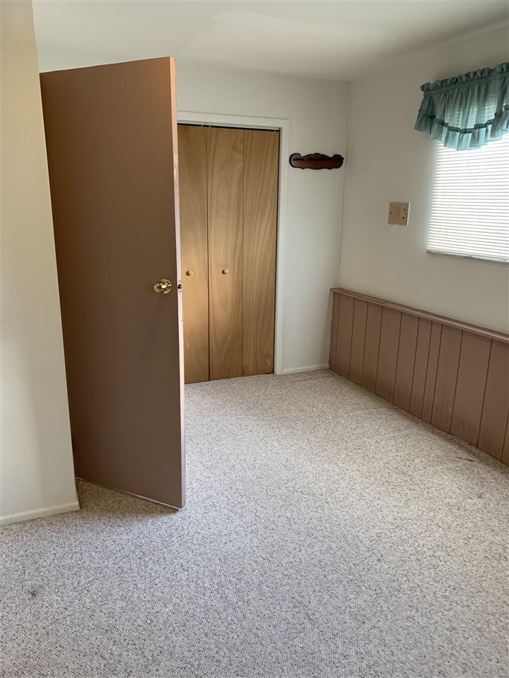 1437 Williamsburg Road Flint, MI 48507 - Photo 10 of 19 Gallery Image 10