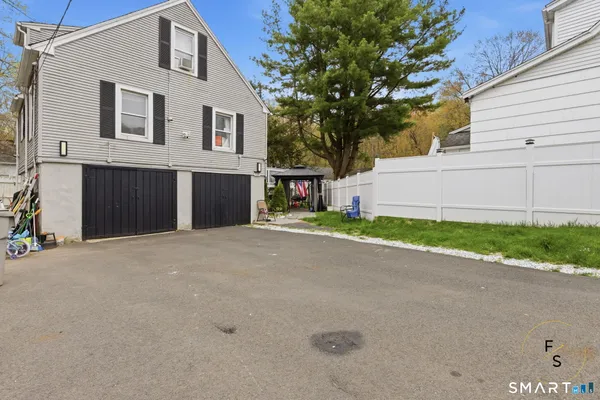 $299,000 | 135 Newell Avenue, Bristol, CT 06010