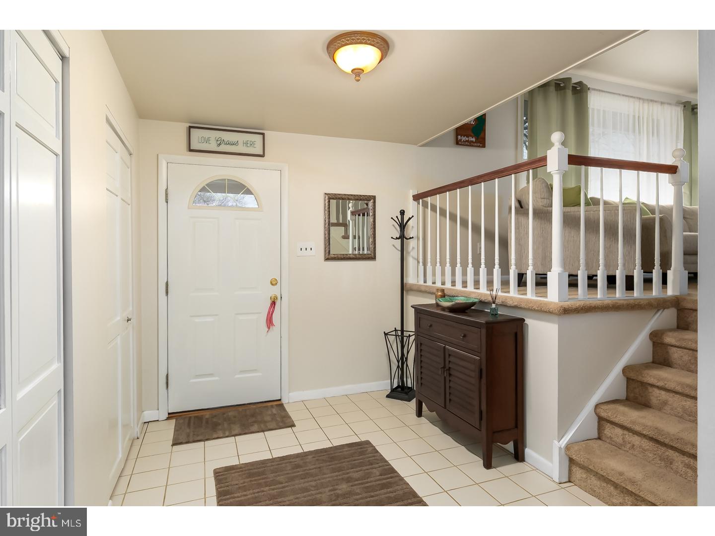 11 Firethorne Road Cherry Hill, NJ 08003 - Photo 3 of 25