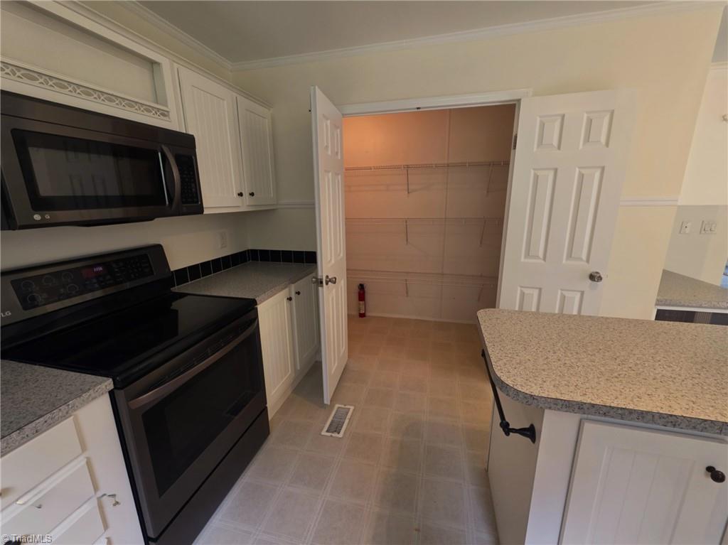 1380 Bethany Road Madison, NC 27025 - Photo 6 of 32