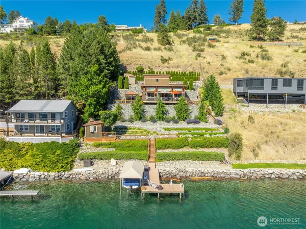 $850,000 | 441 Bayshore Lane, Manson, WA 98831