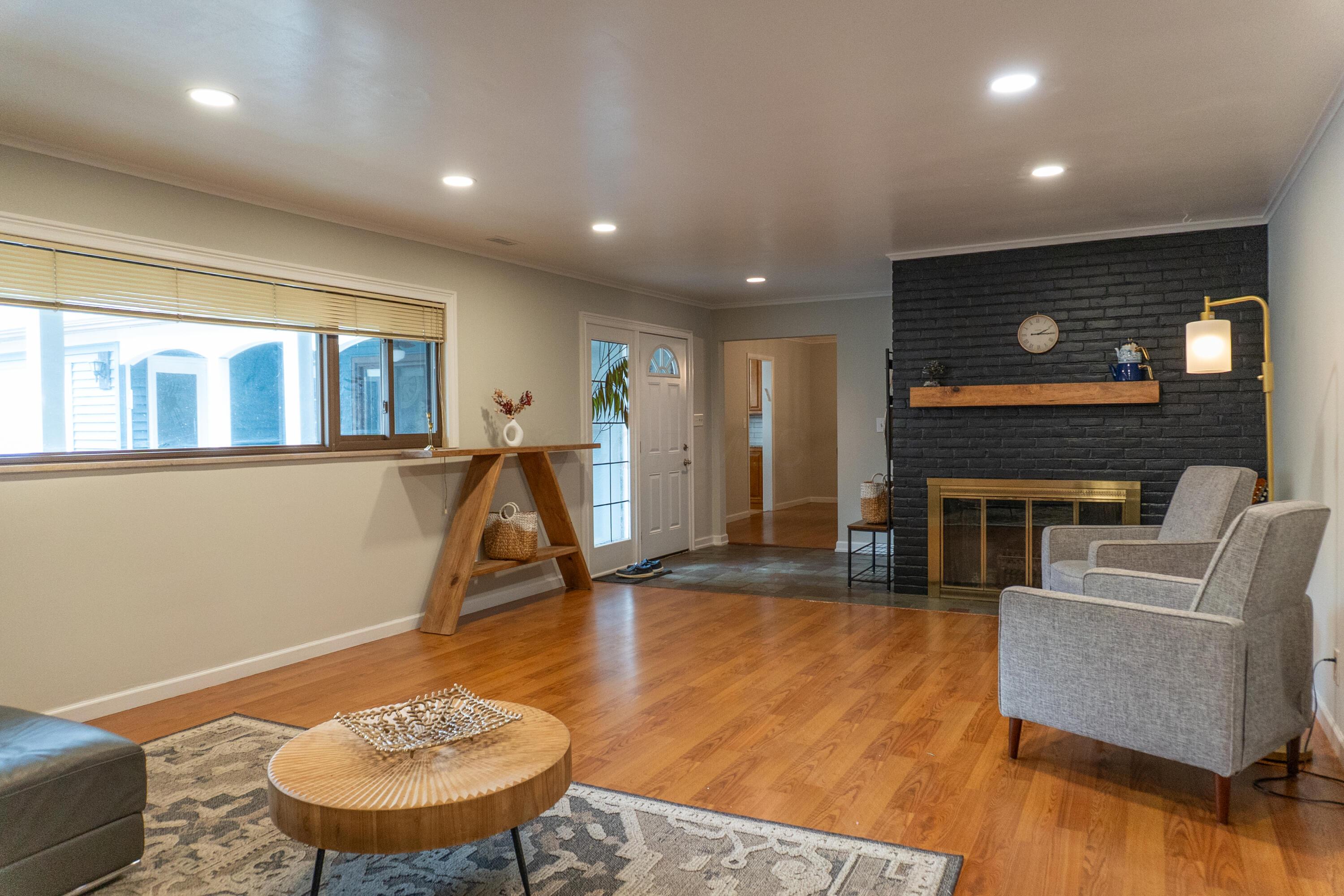 173 South Chesterfield Road Columbus, OH 43209 - Photo 16 of 59 DSC06888