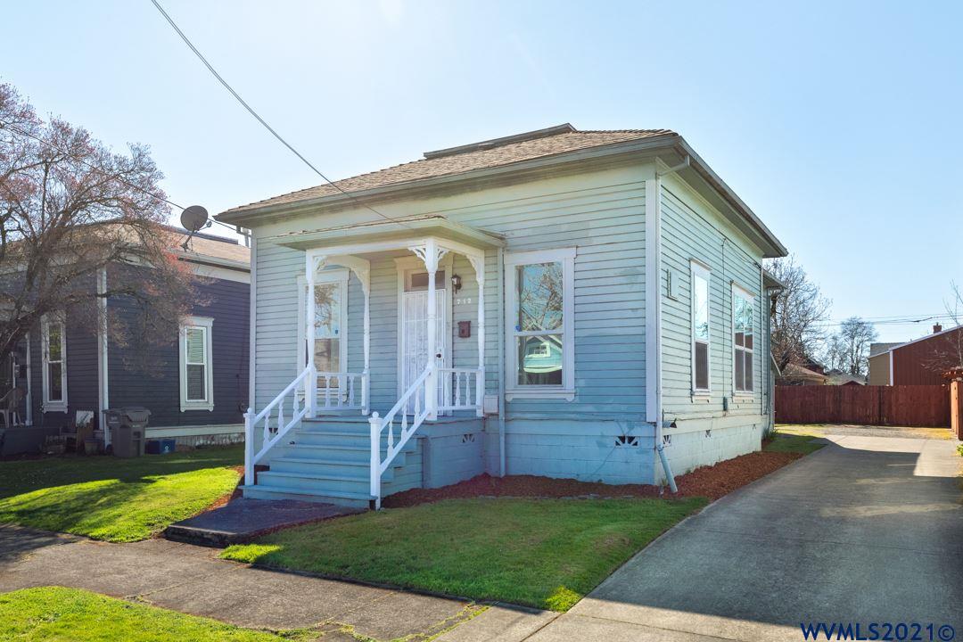 712 Southeast 3rd Avenue Albany, OR 97321 - Photo 3 of 29