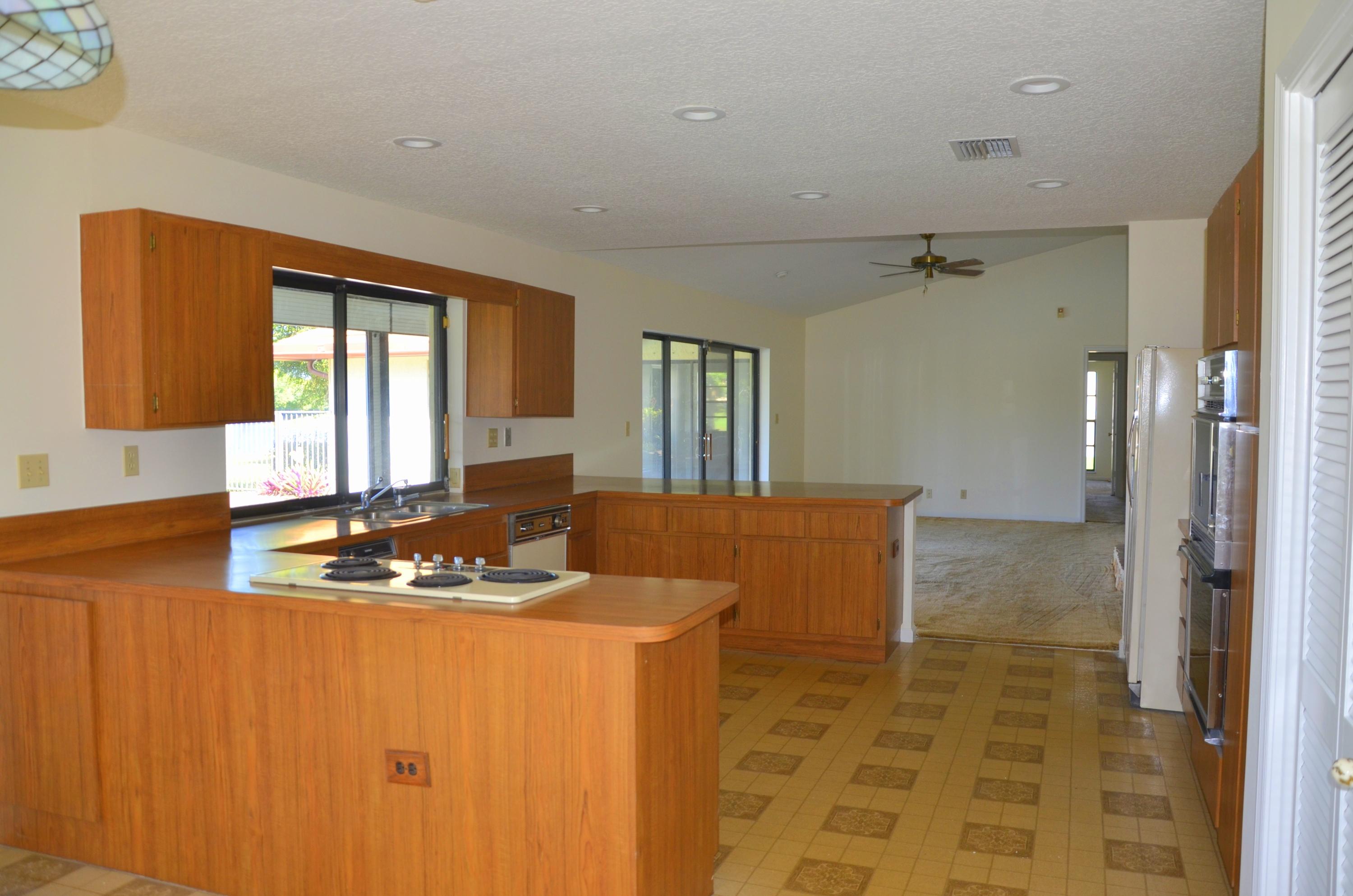11897 Sandlake Drive Boca Raton, FL 33428 - Photo 11 of 27 DSC_3305