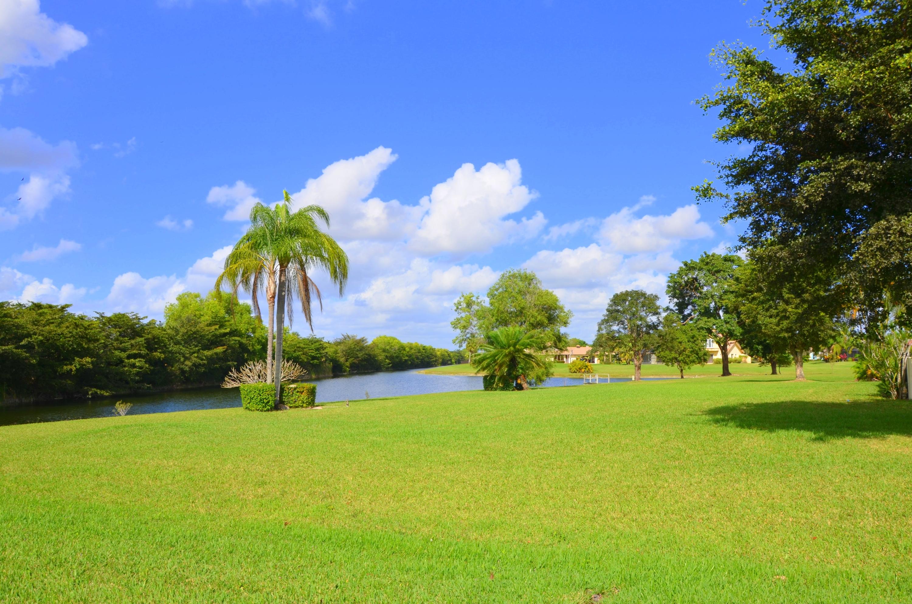 11897 Sandlake Drive Boca Raton, FL 33428 - Photo 5 of 27 Canal / lake view