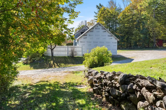 $269,900 | 772 Prescott Road, Manchester, ME 04351