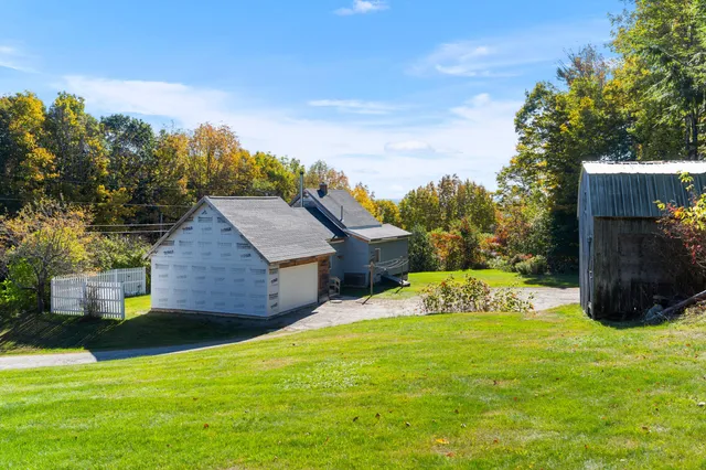 $269,900 | 772 Prescott Road, Manchester, ME 04351