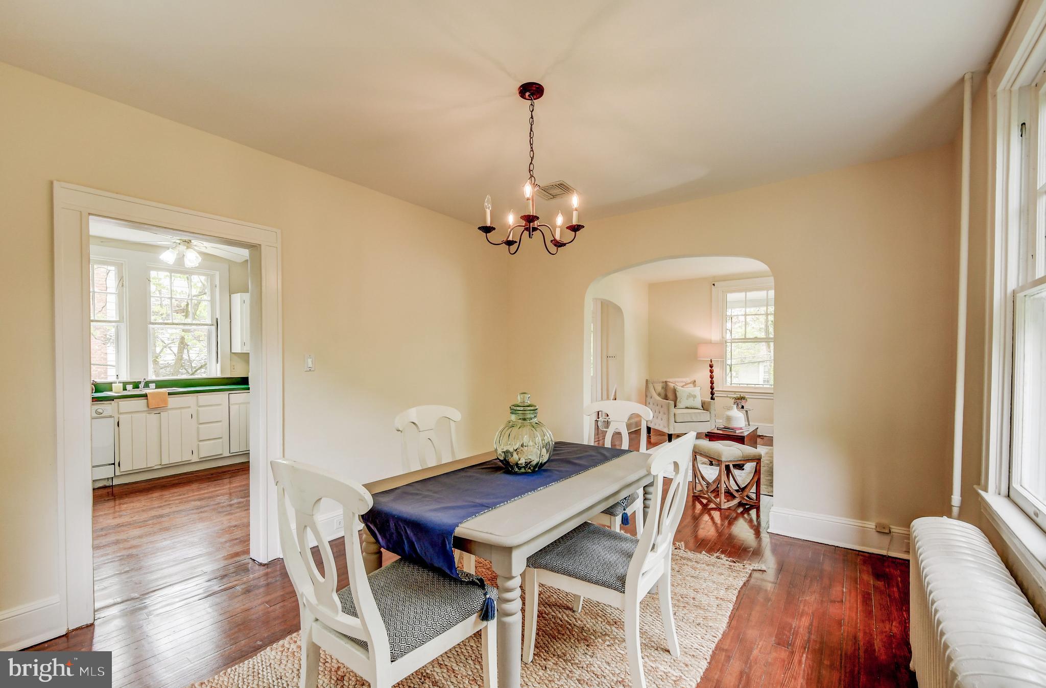 6403 Clearspring Road Baltimore, MD 21212 - Photo 15 of 37 Large formal dining room