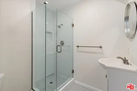 $445,000 | 708 North Eucalyptus Avenue, Unit 104, Inglewood, CA 90302