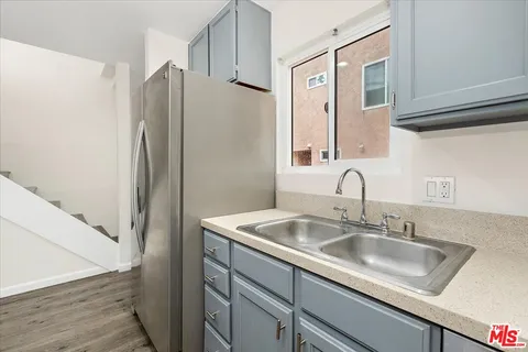 $445,000 | 708 North Eucalyptus Avenue, Unit 104, Inglewood, CA 90302