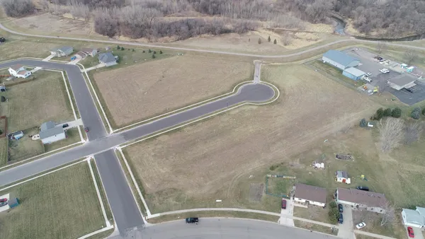 $25,000 | 1109 Esther Circle, Marshall, MN 56258