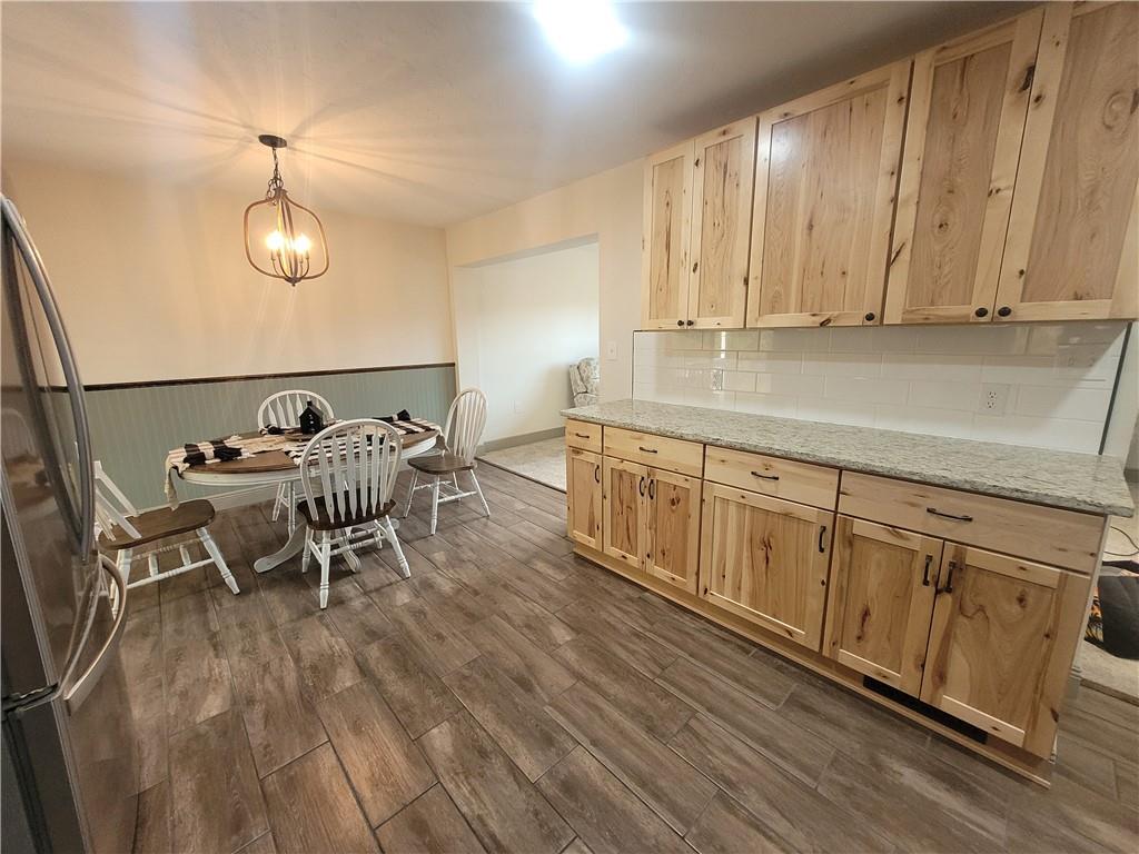 1830 Brodhead Road Aliquippa, PA 15001 - Photo 12 of 37 Massive counterspace (granite)