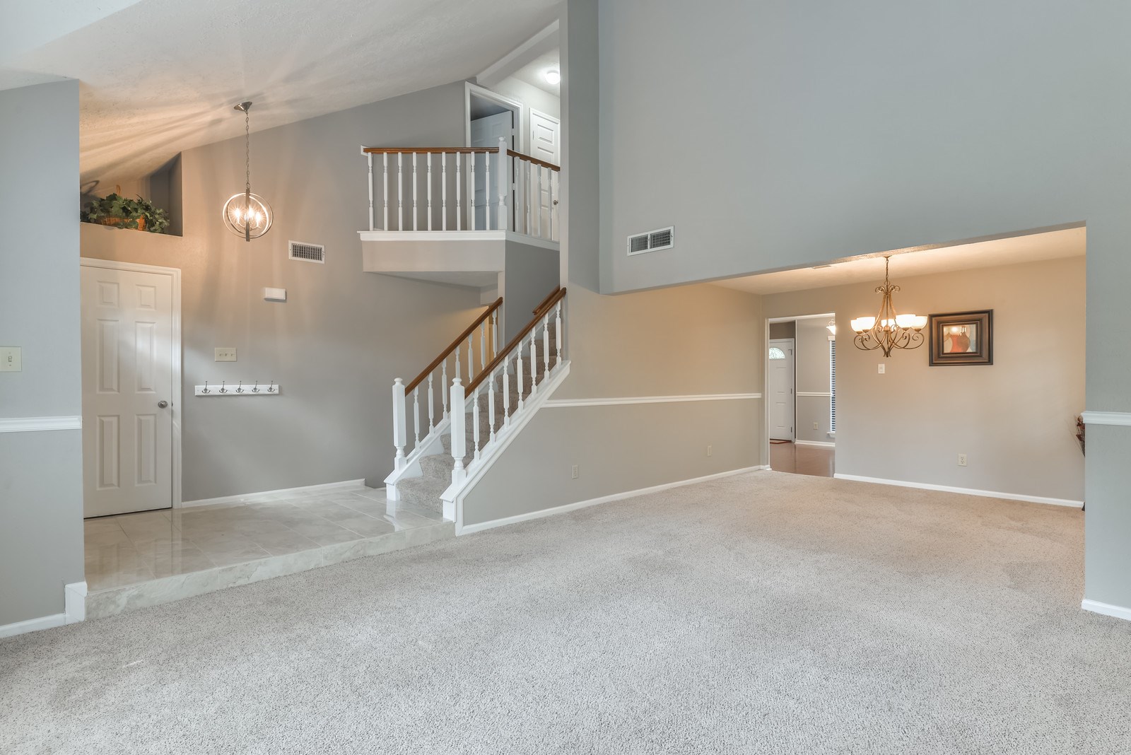 1222 Mabry Mill Road Houston, TX 77062 - Photo 6 of 32 Gallery Image 6