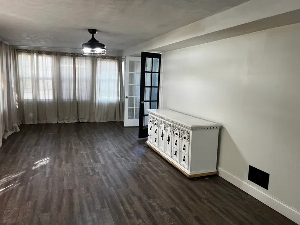 $240,000 | 33 Westwood Drive, Mount Vernon, IL 62864