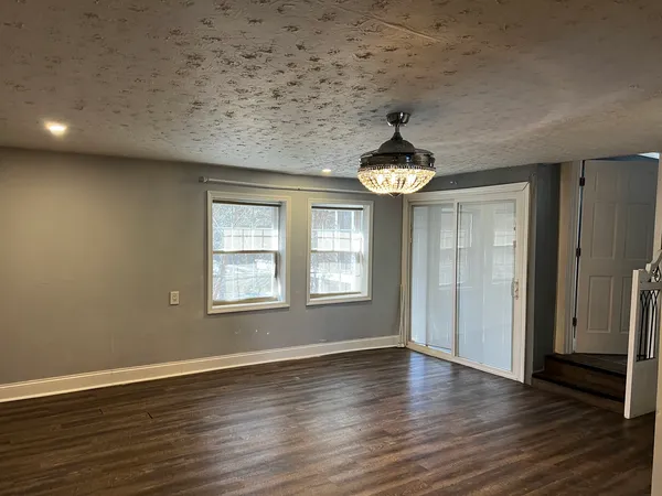 $240,000 | 33 Westwood Drive, Mount Vernon, IL 62864