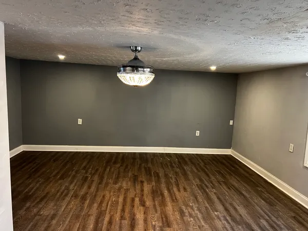 $240,000 | 33 Westwood Drive, Mount Vernon, IL 62864