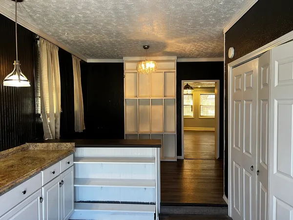 $240,000 | 33 Westwood Drive, Mount Vernon, IL 62864