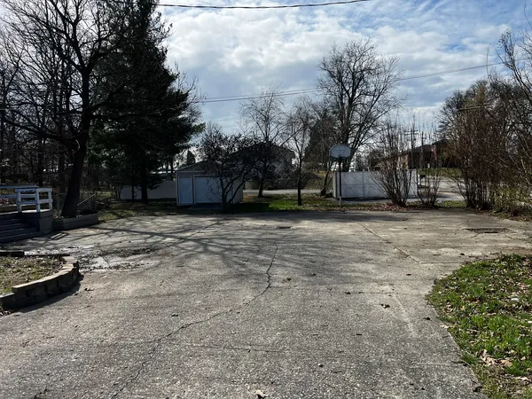 $240,000 | 33 Westwood Drive, Mount Vernon, IL 62864