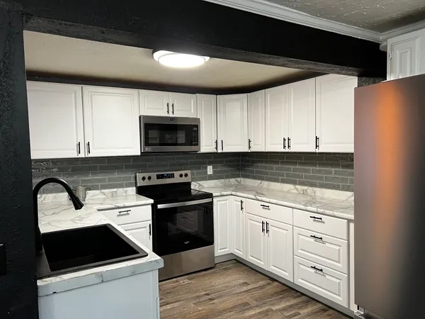 $240,000 | 33 Westwood Drive, Mount Vernon, IL 62864