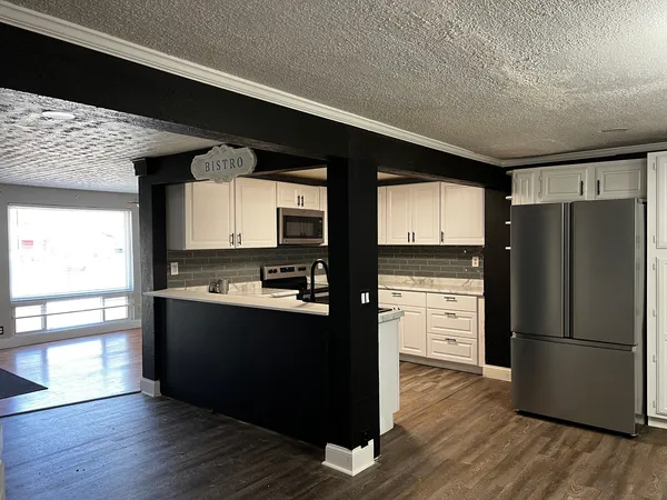 $240,000 | 33 Westwood Drive, Mount Vernon, IL 62864