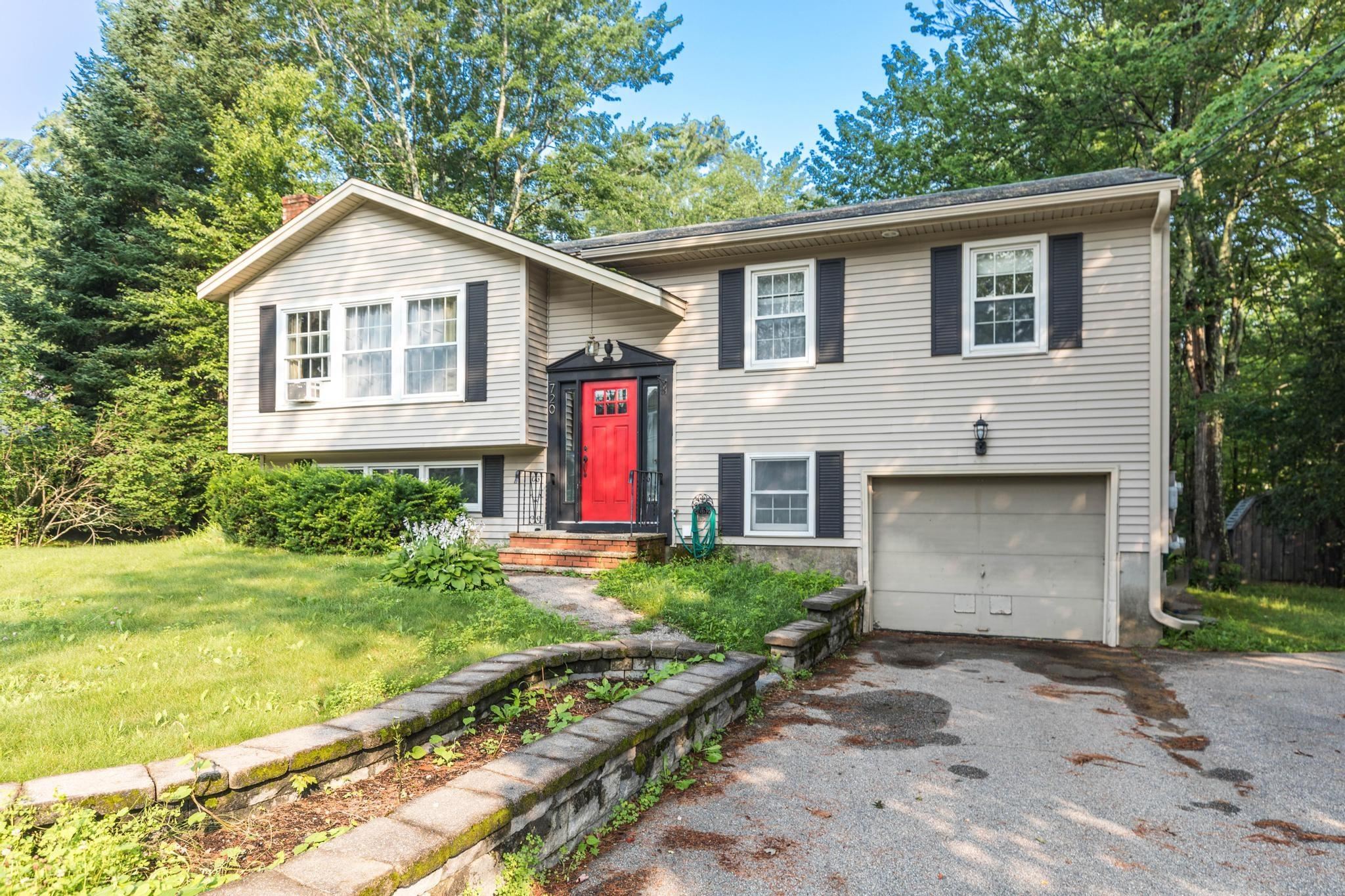 720 Portland Street Rochester, NH 03868 - Photo 2 of 22