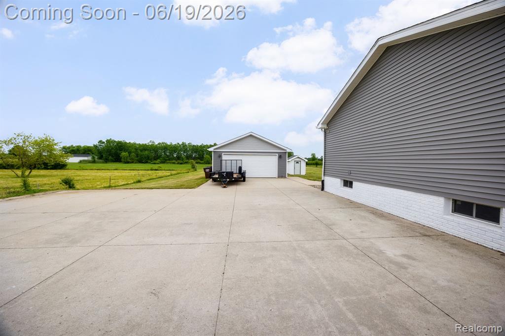 7860 War Road Newport, MI 48166 - Photo 6 of 47