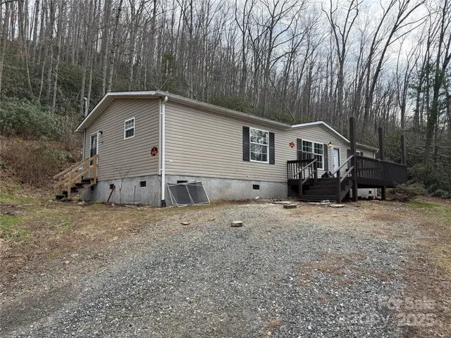 $269,500 | 55 Twin Oaks Lane, Spruce Pine, NC 28777