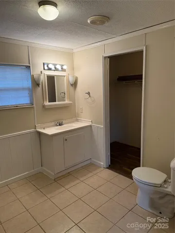 $269,500 | 55 Twin Oaks Lane, Spruce Pine, NC 28777