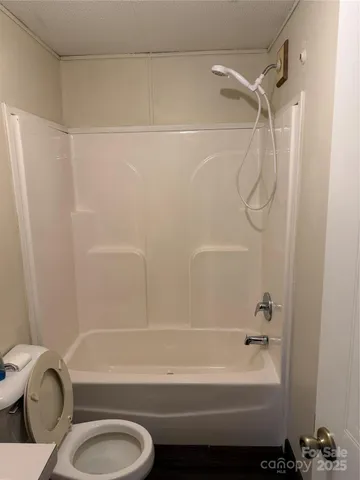 $269,500 | 55 Twin Oaks Lane, Spruce Pine, NC 28777