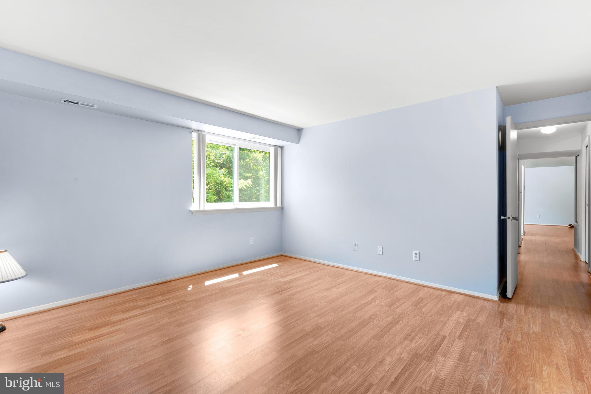 1 Summit Hill Court, Unit T2 Baltimore, MD 21228 - Photo 17 of 24
