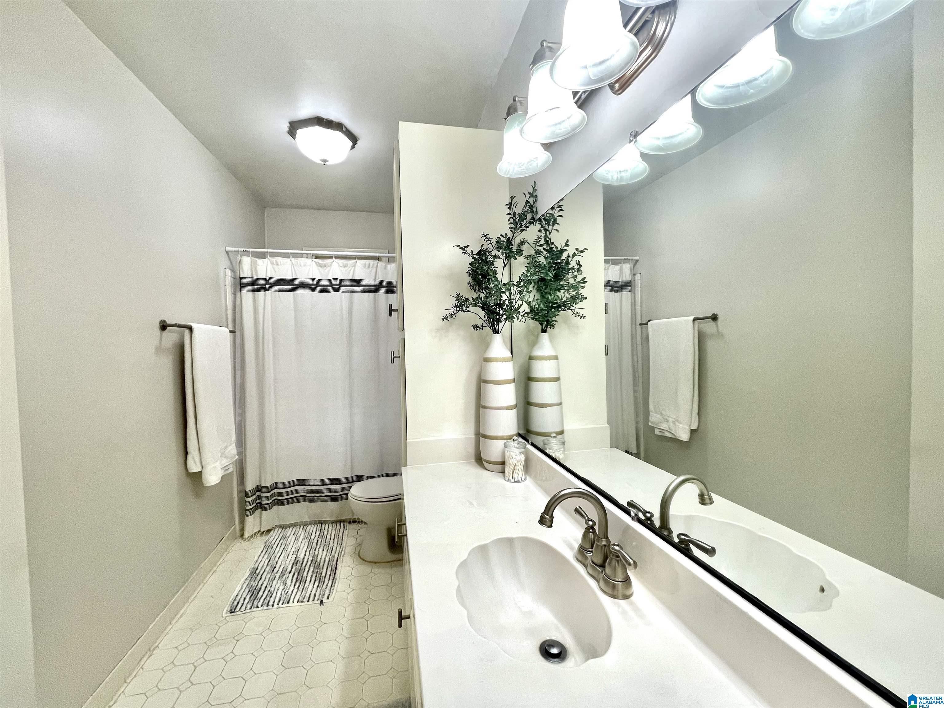 2227 Deerwood Road Birmingham, AL 35216 - Photo 6 of 13