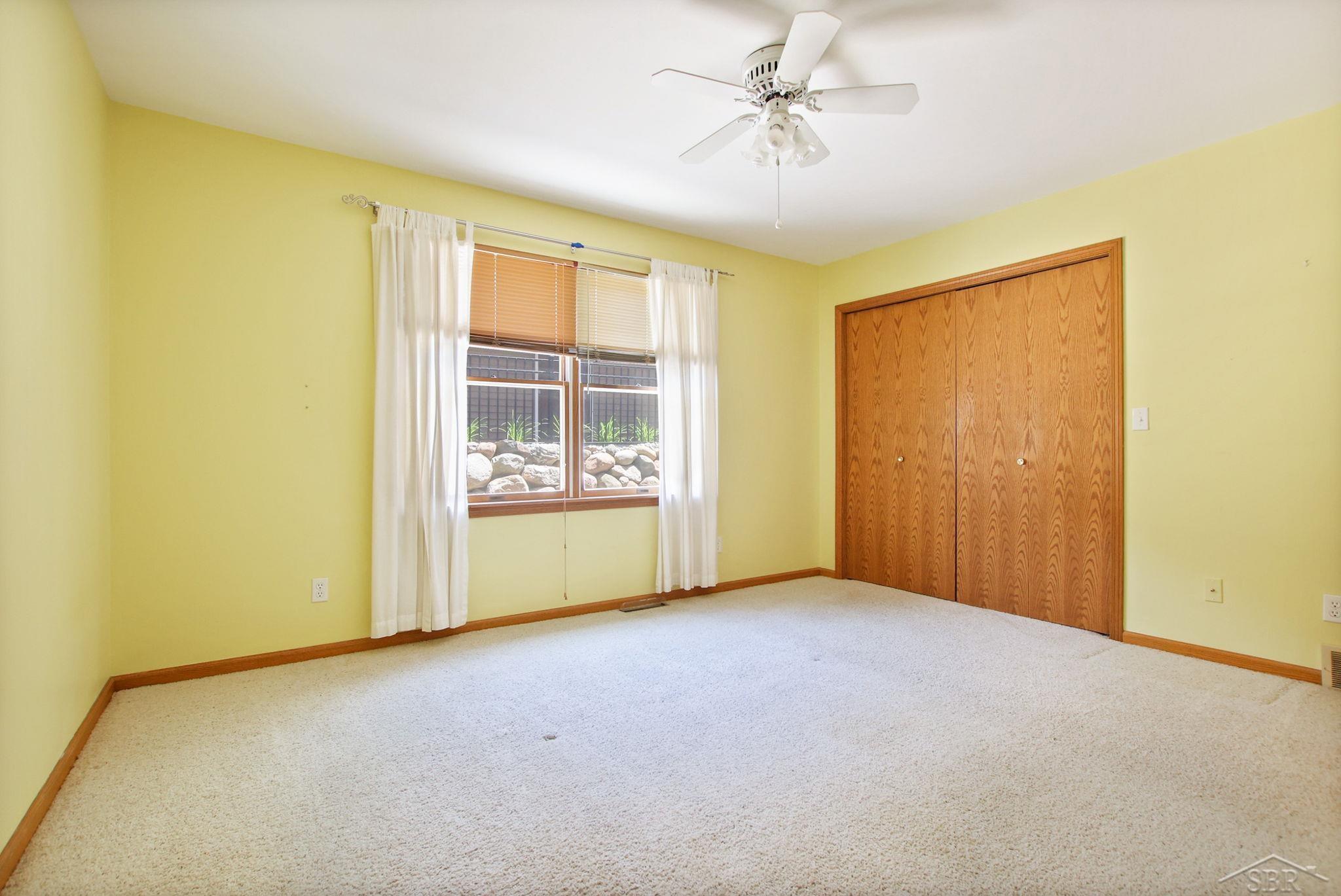 8221 Midland Road Freeland, MI 48623 - Photo 19 of 46 50110682-18.JPG