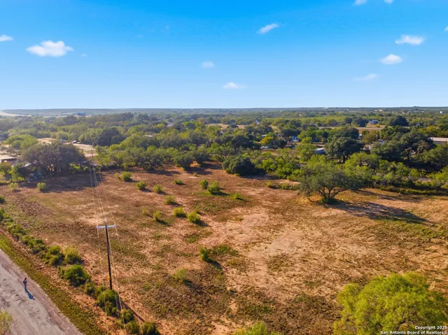 $150,000 | 0 Speed Avenue, Moore, TX 78057