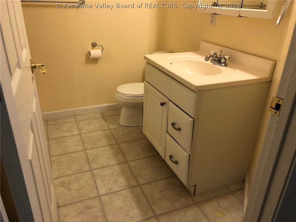 5293 Doc Bailey Road Charleston, WV 25313 - Photo 14 of 17 Gallery Image 14