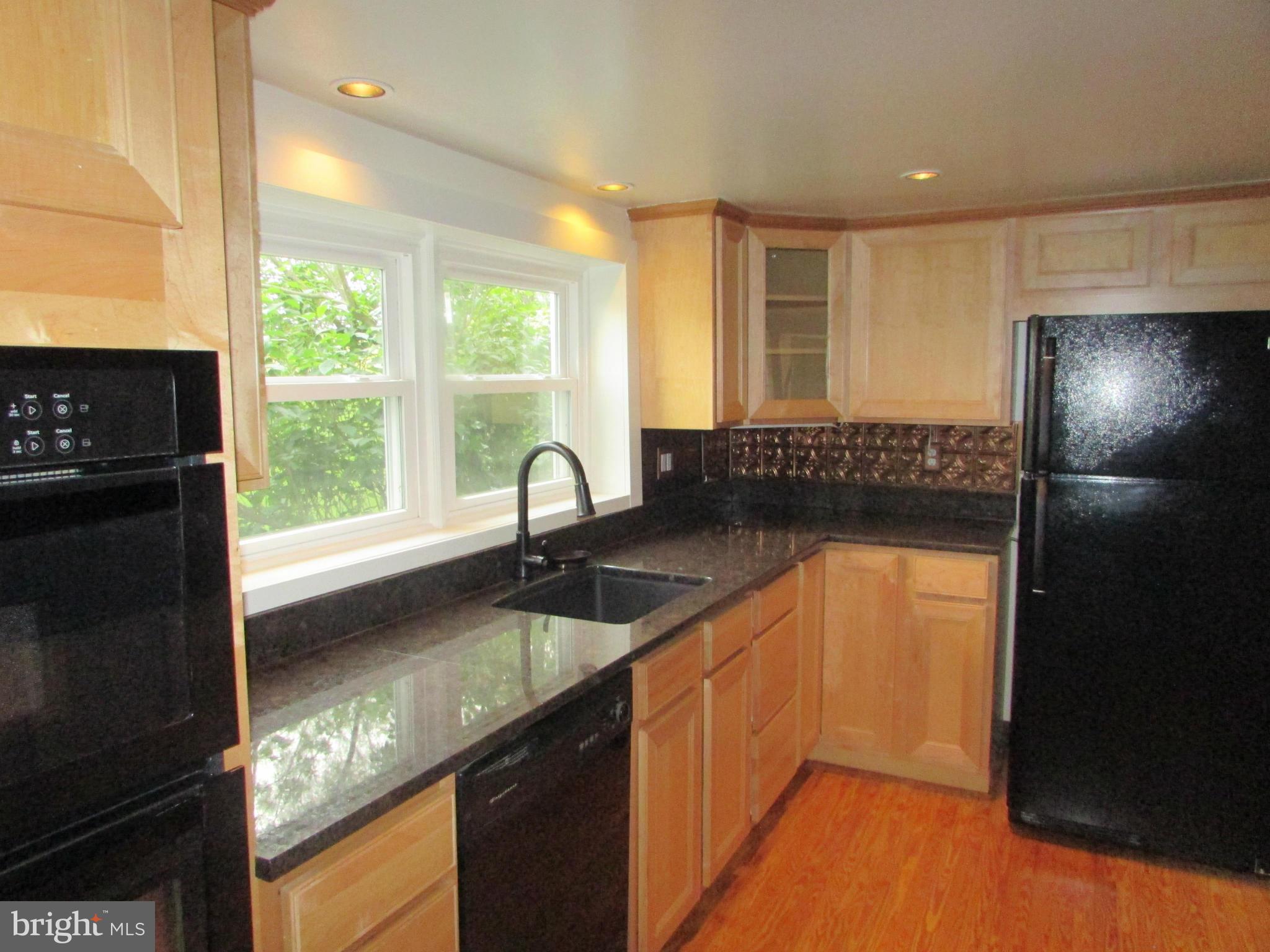 2506 Albert Rill Road Westminster, MD 21157 - Photo 9 of 29 Kitchen has granite tops