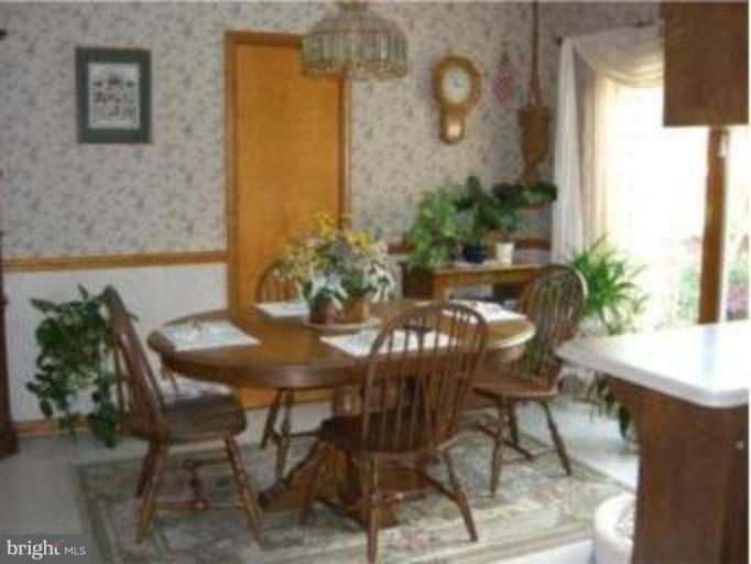 5655 Stone Road Frederick, MD 21703 - Photo 2 of 19 Dining Area