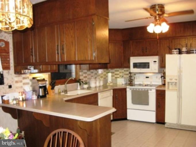 5655 Stone Road Frederick, MD 21703 - Photo 10 of 19 Kitchen