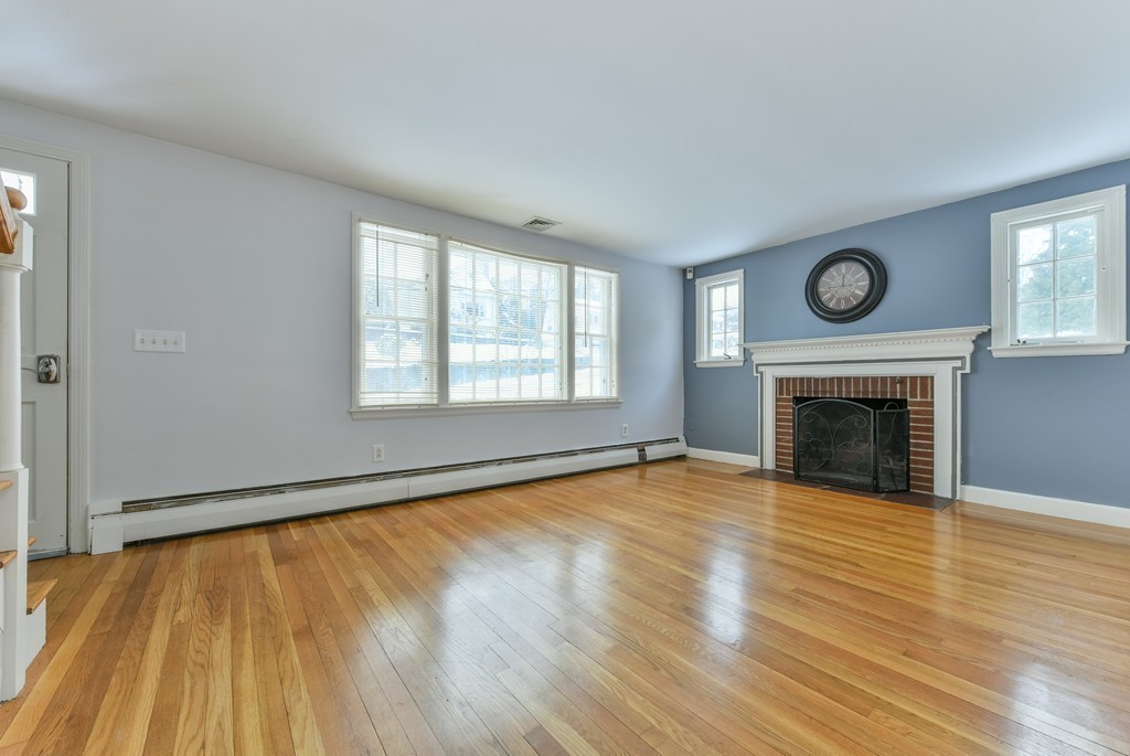 198 Vincent Road Dedham, MA 02026 - Photo 9 of 25 Gallery Image 9