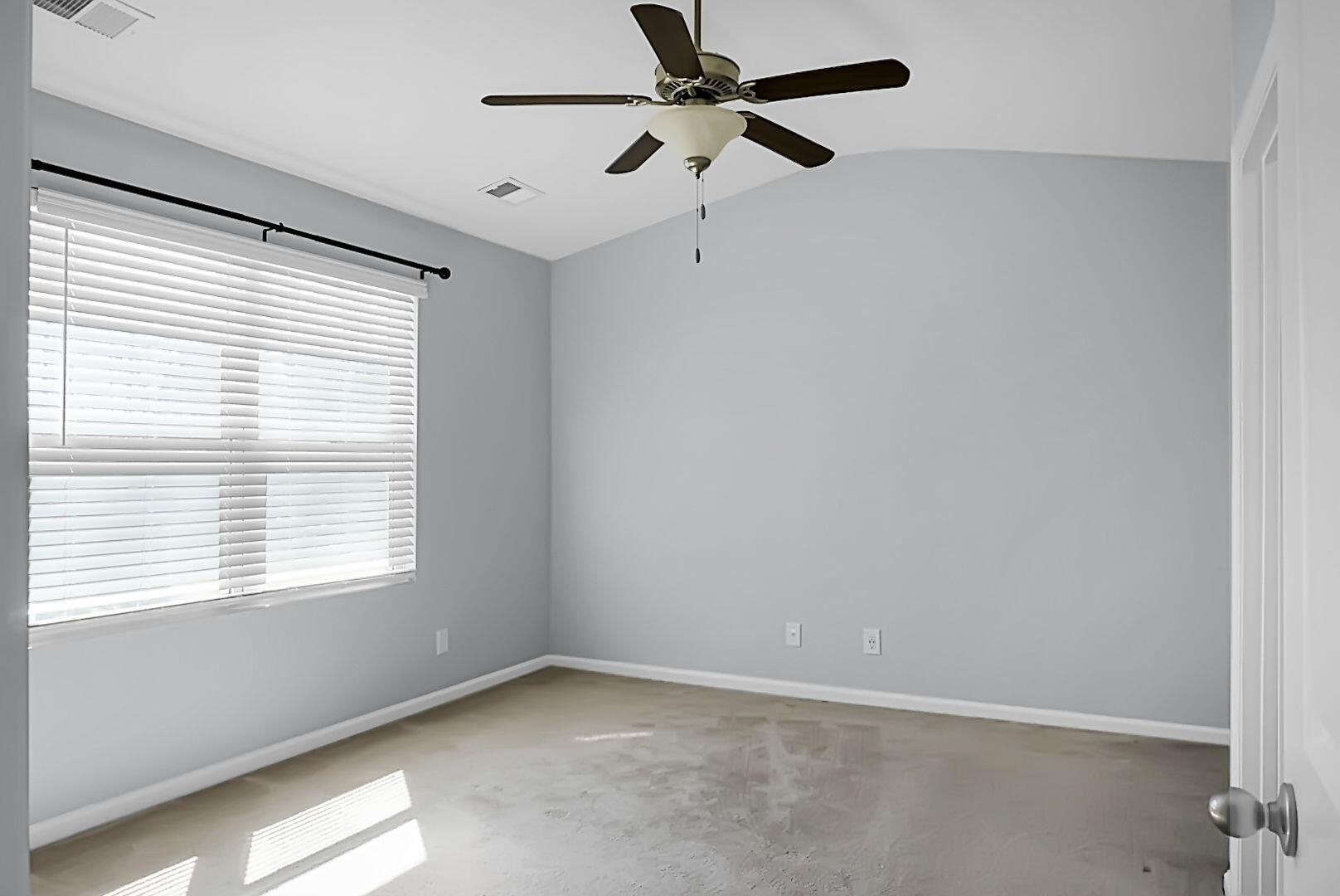 9155 Parlor Drive Ladson, SC 29456 - Photo 11 of 20 qbIeLyIQ