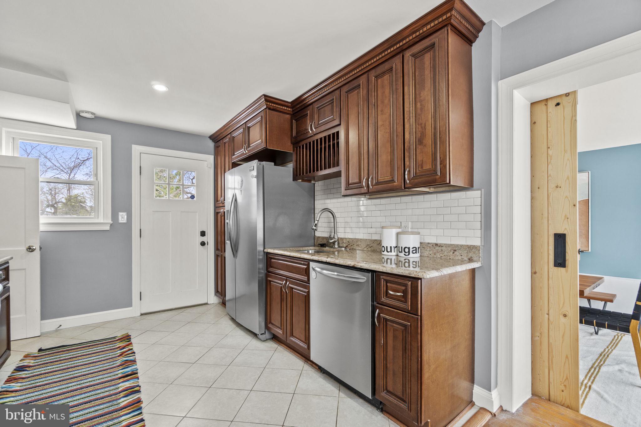 2008 Wardman Road Hyattsville, MD 20782 - Photo 6 of 27 Gallery Image 6
