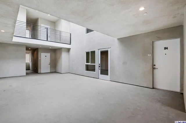 a view of a hallway with closet
