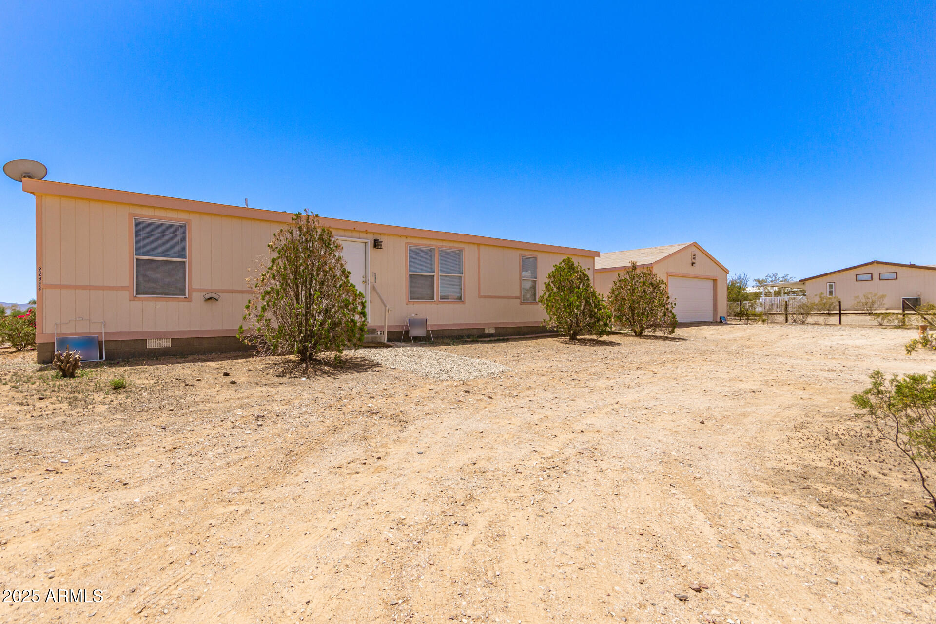 22933 West Patton Road Wittmann, AZ 85361 - Photo 6 of 40 07 Patton