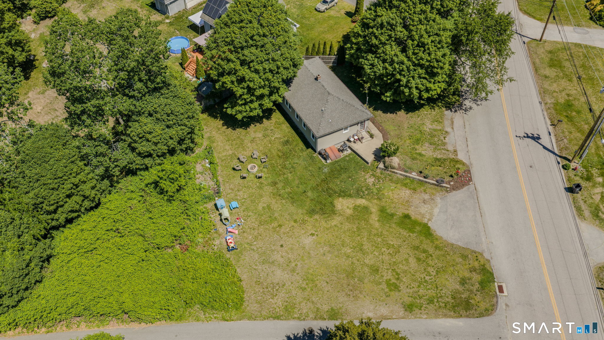 17 Lathrop Road Montville, CT 06382 - Photo 31 of 39