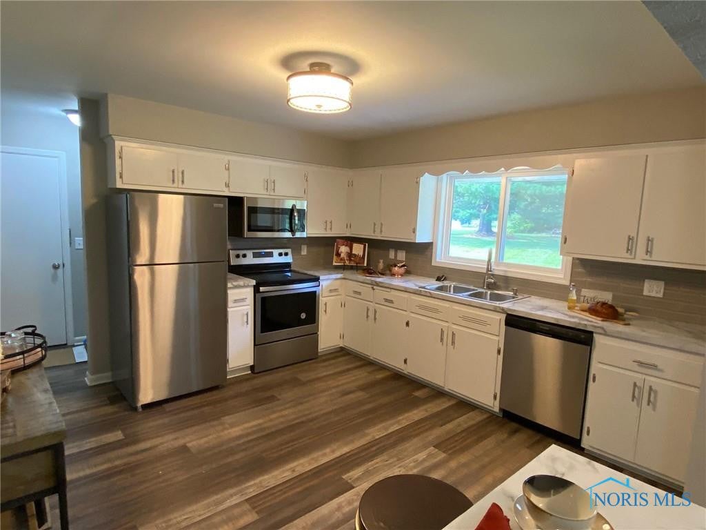 4012 Emmajean Road Toledo, OH 43607 - Photo 5 of 34 Gallery Image 5