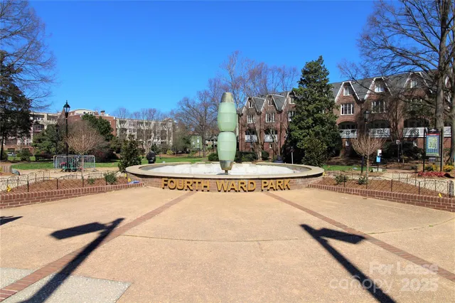 $1,700 | 229 North Poplar Street, Unit 1, Charlotte, NC 28202